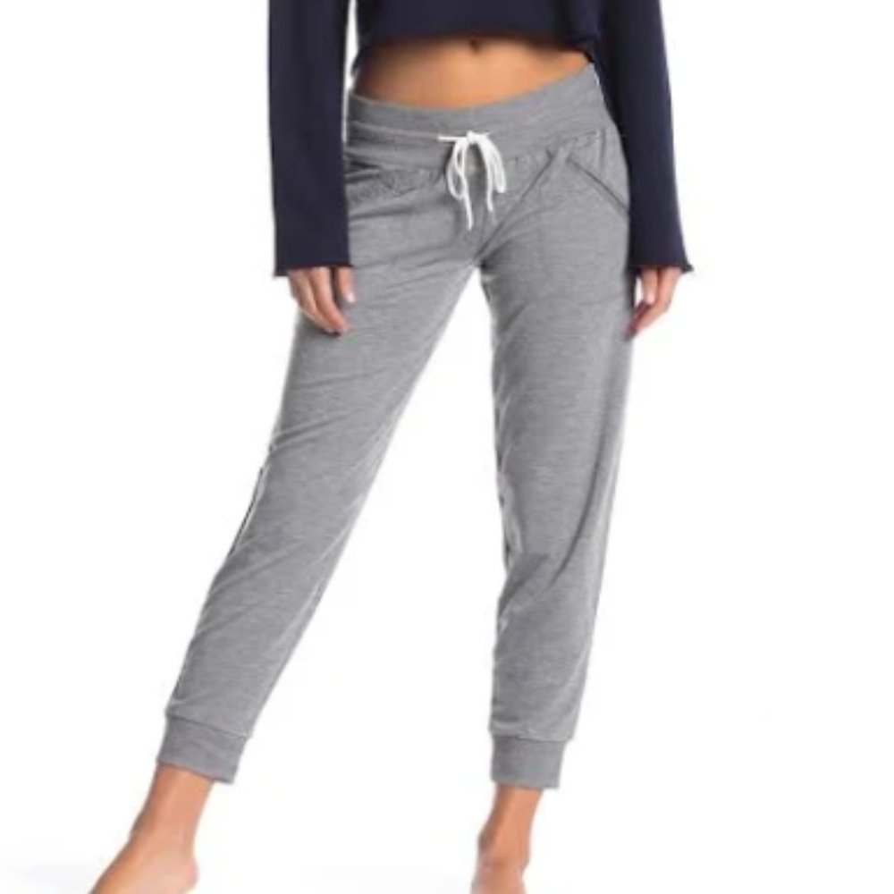 (NWT)TOMMY HILFIGER Jogger Pants Women Size: L/Gray